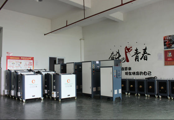 Máy sưởi nhiệt cảm ứng tần số trung bình 1-20khz Độ chính xác điều khiển nhiệt độ ± 1 °C
